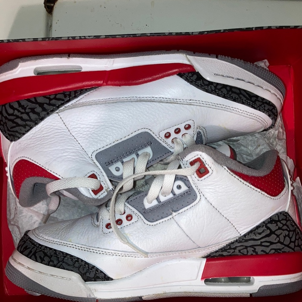 Fire red Air Jordan 3 retro (GOOD CONDITION)!